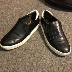Sam Edelman Snake Sneakers!